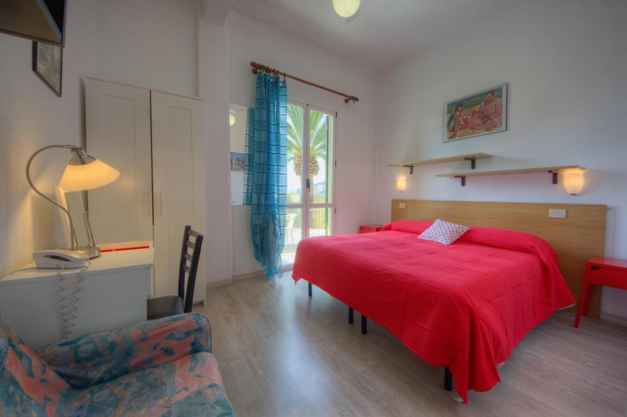 Hotel Deutsche Familien Finale Ligure Ngoại thất bức ảnh