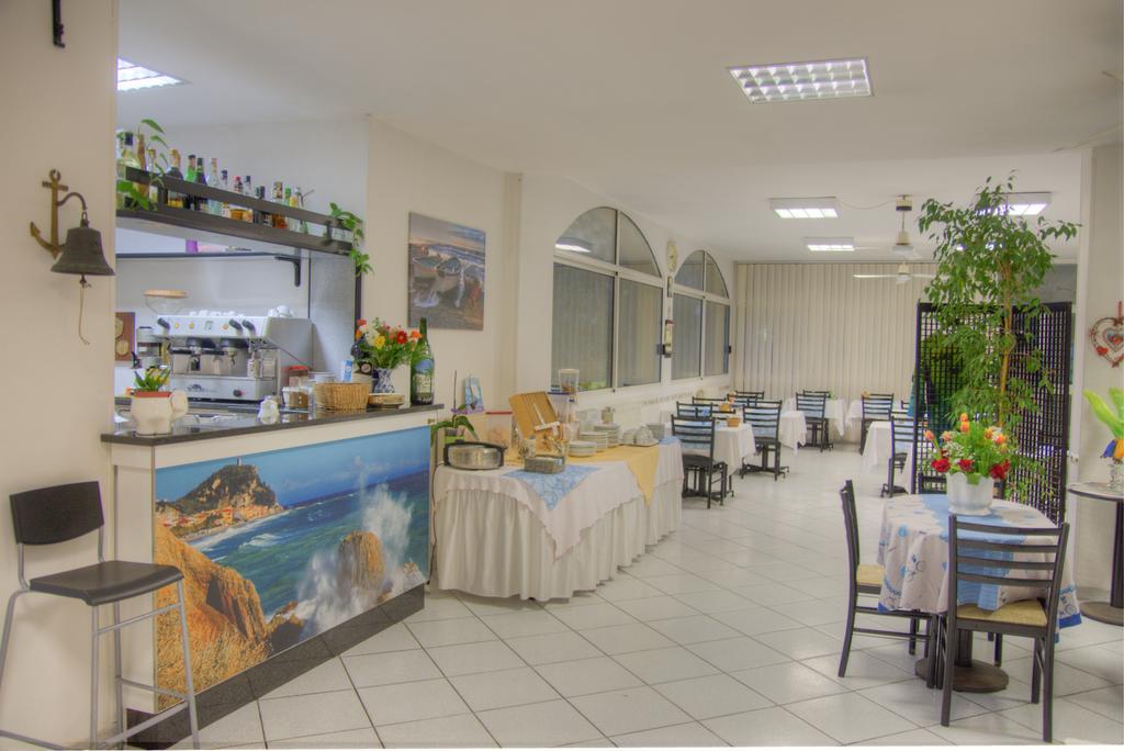 Hotel Deutsche Familien Finale Ligure Ngoại thất bức ảnh